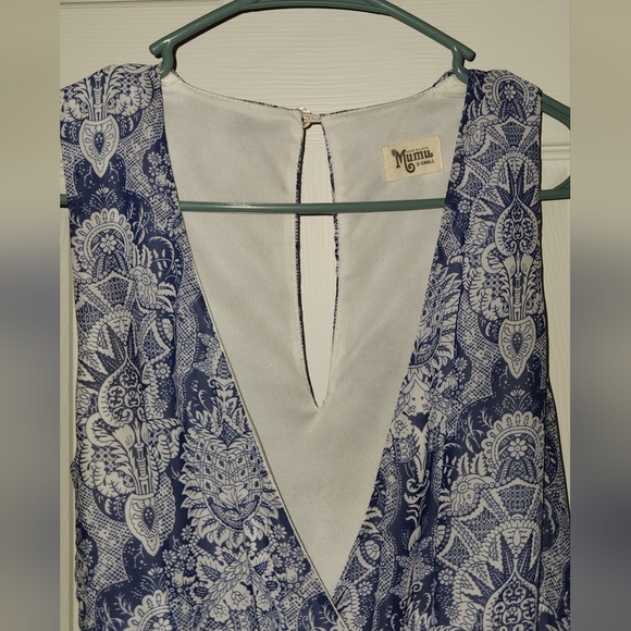 Show Me Your Mumu XS White & Blue Low Cut Sleeveless Romper - Picture 2 of 9